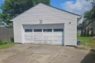 2124 Hillside Terrace, Akron, OH 44305 - Photo 15