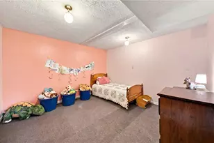 312 Maple Dr, Williamstown, WV 26187 - Photo 27