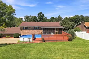 312 Maple Dr, Williamstown, WV 26187 - Photo 31