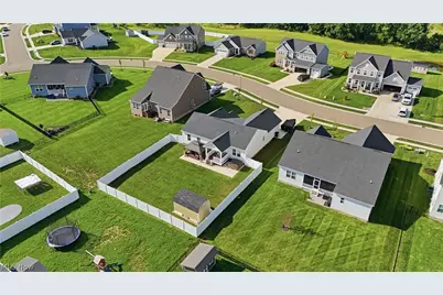 3354 Stoneleigh Road NE, Canton, OH 44721 - Photo 41