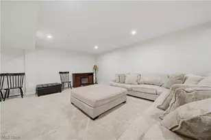 3354 Stoneleigh Rd NE, Canton, OH 44721 - Photo 27