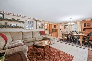 139 Fox St, Hubbard, OH 44425 - Photo 15