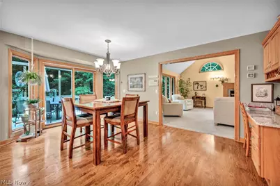 9198 Regency Woods Drive, Kirtland, OH 44094 - Photo 11