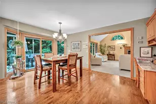 9198 Regency Woods Dr, Kirtland, OH 44094 - Photo 11