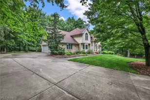 9198 Regency Woods Dr, Kirtland, OH 44094 - Photo 41
