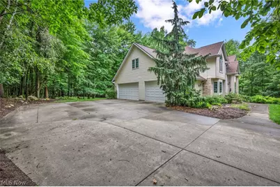 9198 Regency Woods Drive, Kirtland, OH 44094 - Photo 43