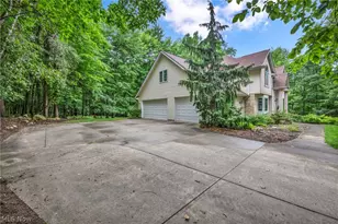 9198 Regency Woods Dr, Kirtland, OH 44094 - Photo 43