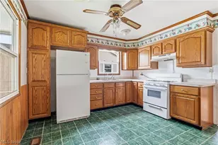1325 Miles Ave SW, Canton, OH 44710 - Photo 9