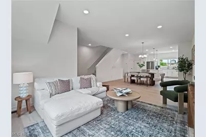 3274 Warren Road #2, Loveland, OH 44111 - Photo 15