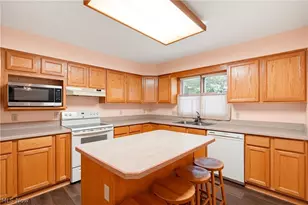 3504 Lakeview Blvd, Stow, OH 44224 - Photo 9