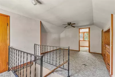 36913 Chestnut Ridge Road, Lorain, OH 44035 - Photo 11