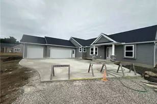 52101 N Ridge Rd, Vermilion, OH 44089 - Photo 7