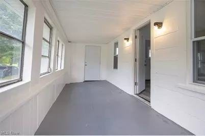 516 Bacon Avenue, Akron, OH 44320 - Photo 27
