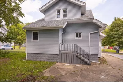 516 Bacon Avenue, Akron, OH 44320 - Photo 33