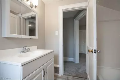 516 Bacon Avenue, Akron, OH 44320 - Photo 23