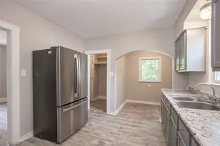 516 Bacon Ave, Akron, OH 44320 - Photo 7