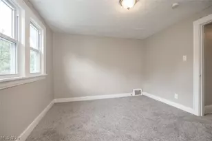 516 Bacon Ave, Akron, OH 44320 - Photo 21