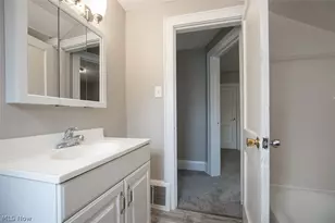 516 Bacon Ave, Akron, OH 44320 - Photo 23