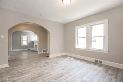516 Bacon Avenue, Akron, OH 44320 - Photo 13
