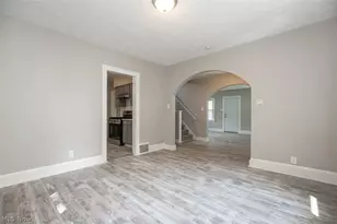 516 Bacon Ave, Akron, OH 44320 - Photo 11