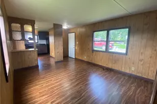 201 Pear St, Bethesda, OH 43719 - Photo 7