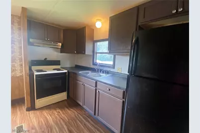 201 Pear Street #23, Bethesda, OH 43719 - Photo 3