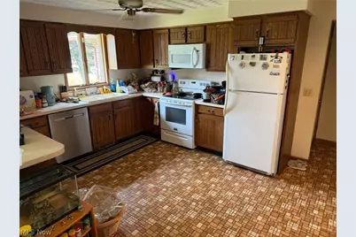 3585 Clermont Street NW, North Lawrence, OH 44666 - Photo 21