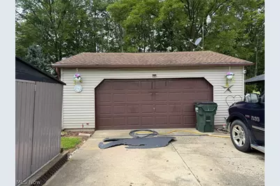 3585 Clermont Street NW, North Lawrence, OH 44666 - Photo 13