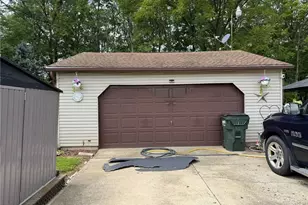 3585 Clermont Street NW, North Lawrence, OH 44666 - Photo 13