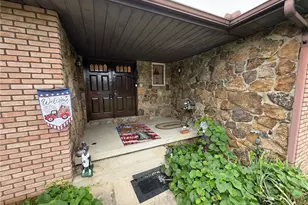 3585 Clermont Street NW, North Lawrence, OH 44666 - Photo 11