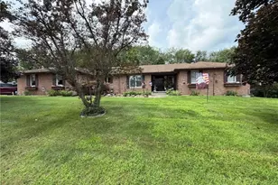 3585 Clermont Street NW, North Lawrence, OH 44666 - Photo 5