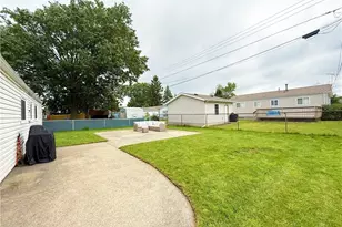 4713 Meadow Ln, Lorain, OH 44055 - Photo 5