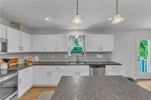 1074 Wayne Trail, Vermilion, OH 44089 - Photo 15