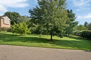 2317 Raintree St NE, Canton, OH 44705 - Photo 1