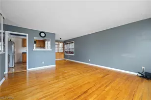 4704 W 156th St, Loveland, OH 44135 - Photo 5