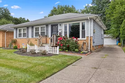 4704 W 156th Street, Loveland, OH 44135 - Photo 1