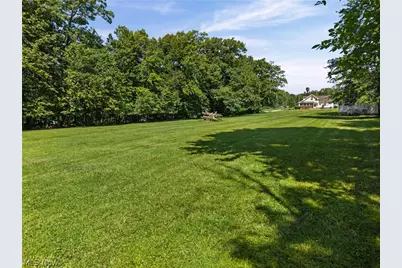 3230 E Wallings Road, Grandview Heights, OH 44147 - Photo 39
