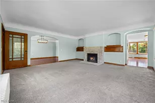 3230 E Wallings Rd, Grandview Heights, OH 44147 - Photo 5