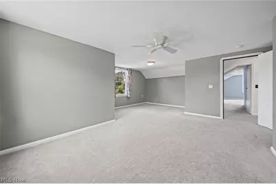 3230 E Wallings Road, Grandview Heights, OH 44147 - Photo 27