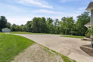 3230 E Wallings Rd, Grandview Heights, OH 44147 - Photo 35
