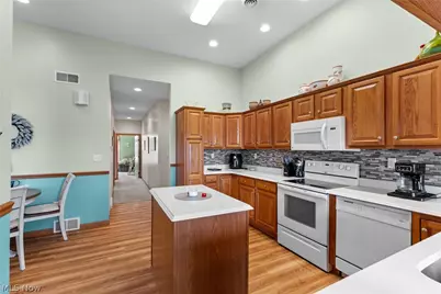 49272 Eagle Drive, East Liverpool, OH 43920 - Photo 15