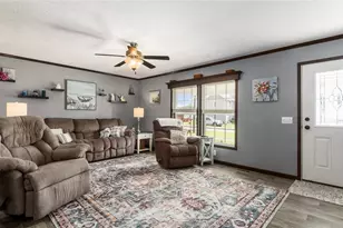 78 W 4th St, Frazeysburg, OH 43822 - Photo 5
