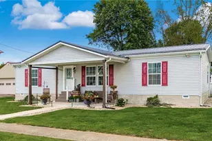 78 W 4th St, Frazeysburg, OH 43822 - Photo 3