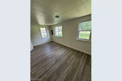 4892 Toledo Avenue, Lorain, OH 44055 - Photo 15