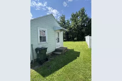 4892 Toledo Avenue, Lorain, OH 44055 - Photo 5