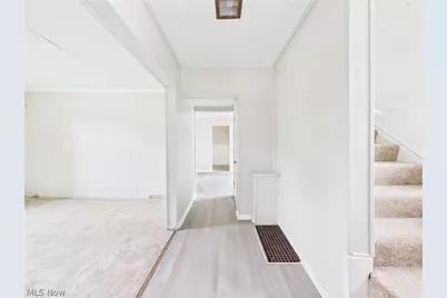 448 E Voris Street, Akron, OH 44311 - Photo 5