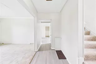 448 E Voris St, Akron, OH 44311 - Photo 5