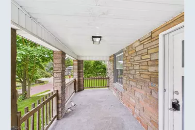 448 E Voris Street, Akron, OH 44311 - Photo 3