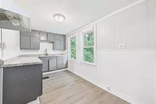 448 E Voris St, Akron, OH 44311 - Photo 15