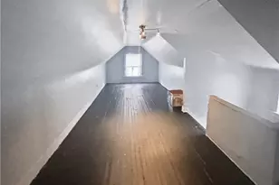 898 Haynes St, Akron, OH 44307 - Photo 9